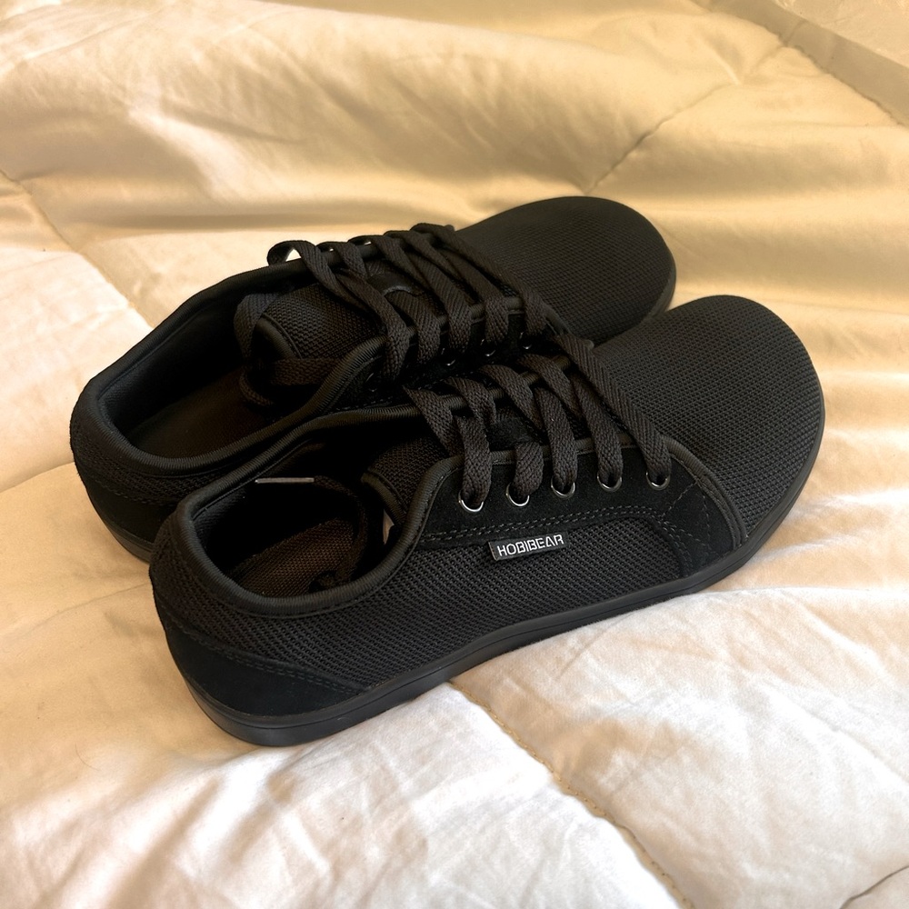 Hobibear Minimalist Barefoot Sneakers Womens EU 37 Black Lace Up Shoes